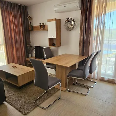 Villa Vp Astoria 5 Elenite