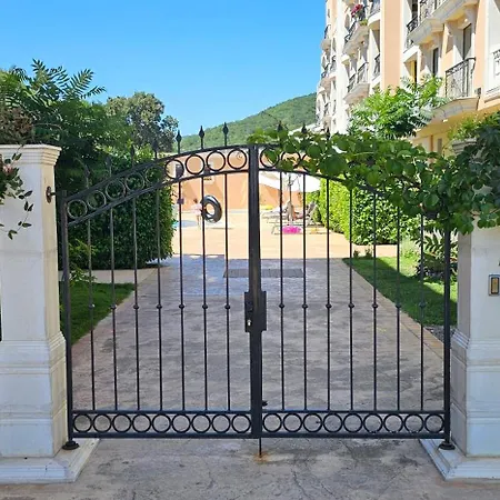Vilă Vp Astoria 5 *